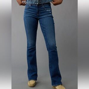 Low-Rise Bootcut Jean AE